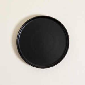Plato Extendido de Melamina 20 cm Borde Alto Color negro(Caja con 48 Piezas)