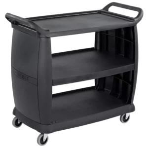CARRO DE SERVICIO PLASTICO NEGRO CUBIERTO LATERAL CAPACIDAD: 300LB MEDIDAS: LARGO 42 PG. ANCHO 20 PG Y ALTO 38 PG CARLISLE